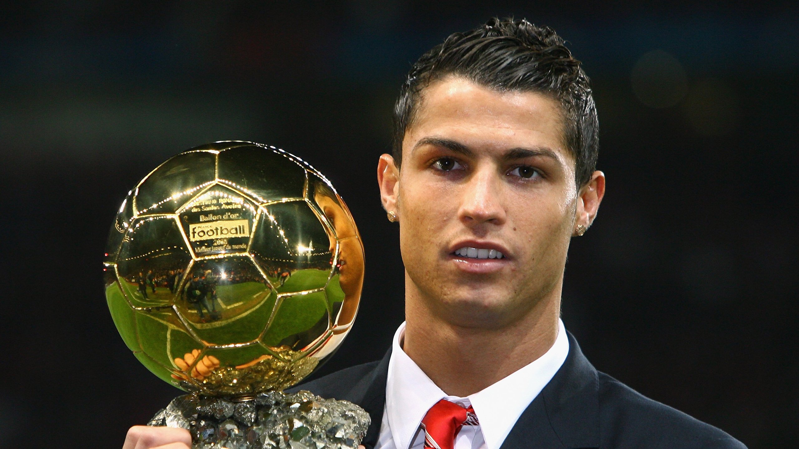 体操世界杯赛场精彩纷呈