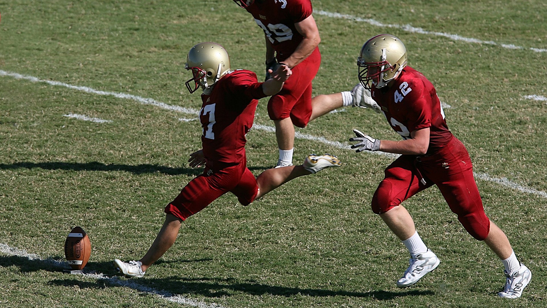 欧冠次回合较量临近 多支球队调整战术